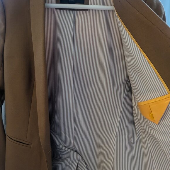 Blazer - Picture 6 of 6